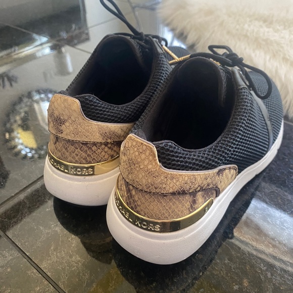 Michael kors running shoes - Picture 6 of 6